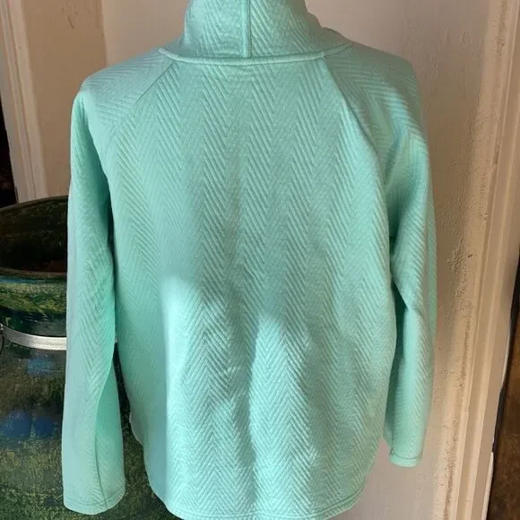 Mint green colored Textured tel gear pullover top with cowl neck size med - Picture 4 of 8